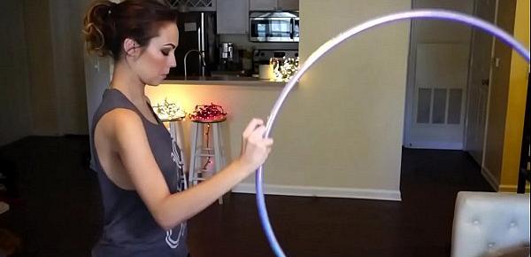  hoop girl - titts shake dance